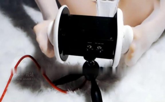 《白丝脚的极致按摩》斗鱼婉儿别闹足控福利