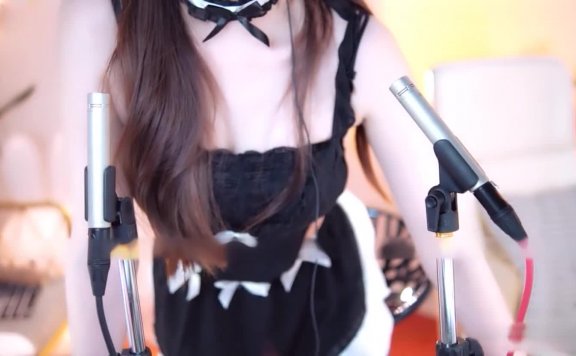 虎牙小一熟了 主人女仆