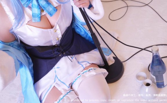 【コスプレASMR】ホ◯ライブ_雪花ラミィのコスプレで前代未聞の飲酒裏配信！？あま攻めでたっぷり濃厚耳舐めASMR♥【りずな】Cosplay Ear Licking ASMR-lcoser
