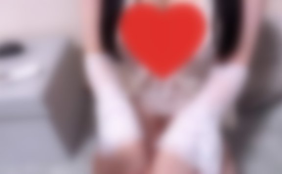 【実写ASMR】フリルたくさん純白ランジェ&ネグリジェ姿で耳舐め♡ – 2023_6_30