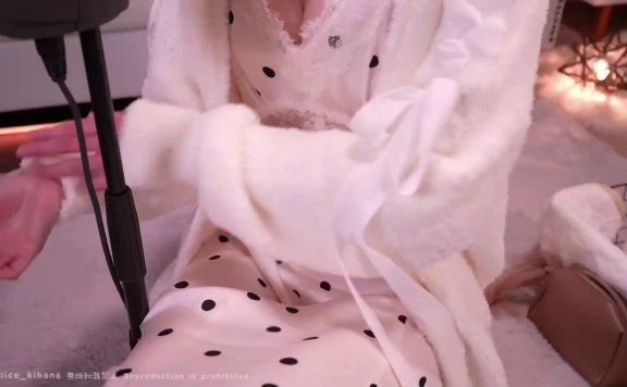 鬼花まりす 成熟的家居服一起悠闲地度过治愈的ASMR-lcoser