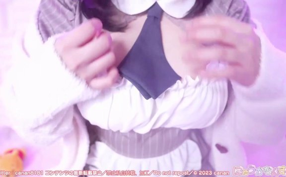 日南canan 女仆与情人节像巧克力一样甜浓厚的舔耳朵-lcoser